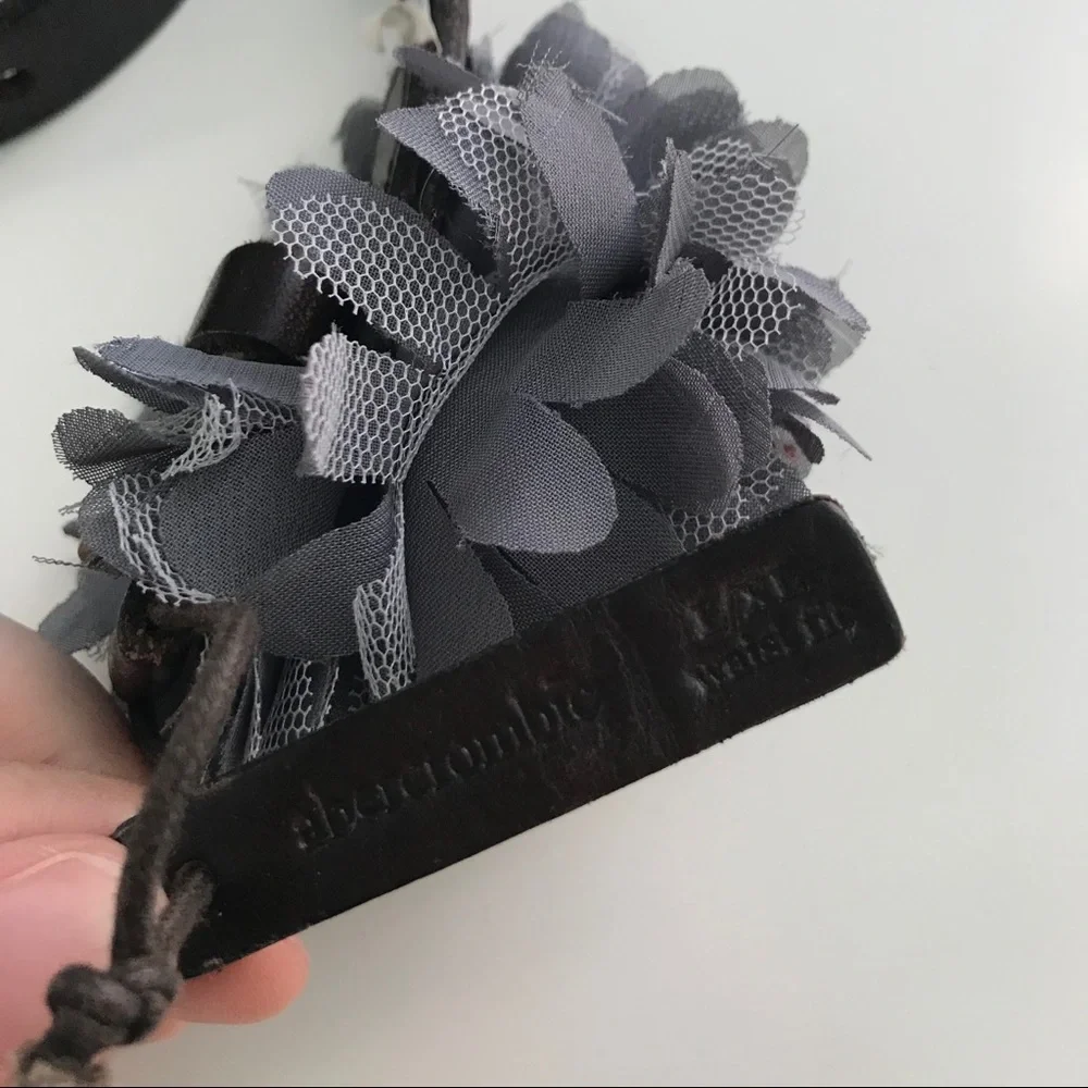 Abercrombie Kids Floral Genuine Leather Belt Size L / XL